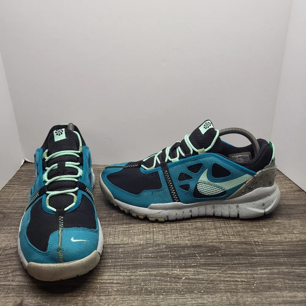 Nike Free Terra Vista NN Blue Black CZ1757-002 Men's Size 9.5 Shoes Sneakers